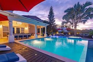 thumbnail: Outdoor pool