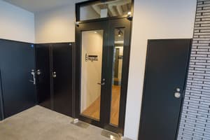 thumbnail: Property entrance