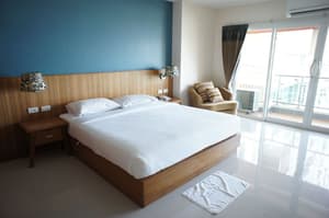 thumbnail: Room