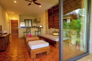 thumbnail: Terrace/patio