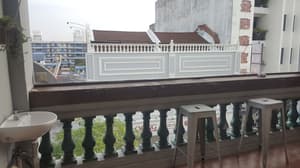 thumbnail: Street view