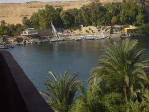 thumbnail: Lake