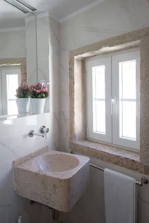 thumbnail: Bathroom sink