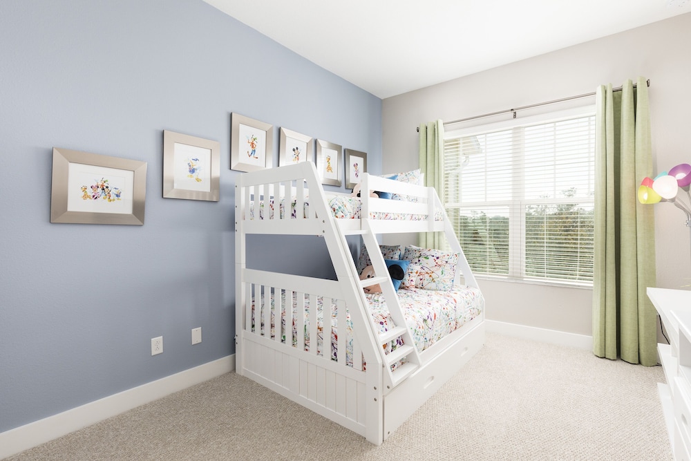 Children's theme room