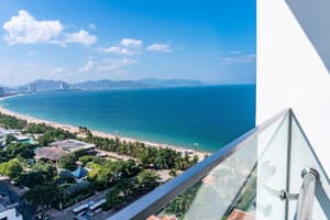 thumbnail: Balcony view