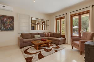 thumbnail: Living area