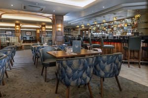 thumbnail: Restaurant