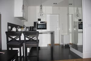 thumbnail: In-room dining