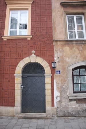 thumbnail: Property entrance