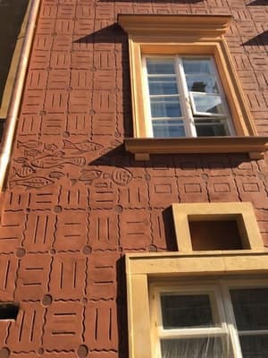 thumbnail: Front of property