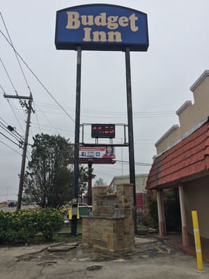 thumbnail: Property entrance