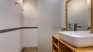 thumbnail: 3a8937a840fb6aa551937f5170e9e960.jpg