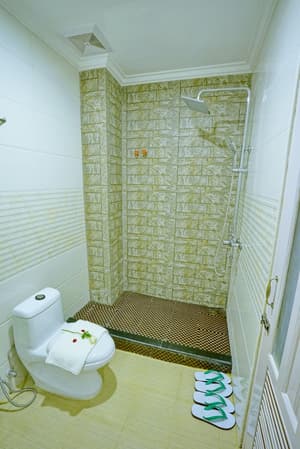 thumbnail: Bathroom