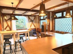 thumbnail: Restaurant