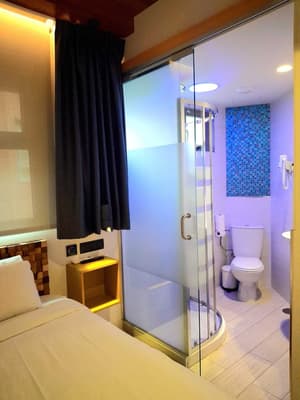 thumbnail: Bathroom