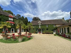 thumbnail: Exterior
