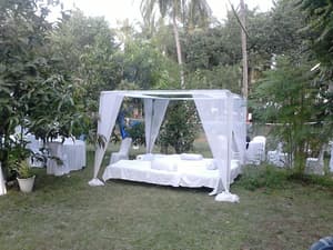 thumbnail: Outdoor banquet area