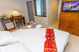 thumbnail: 232d572189303f49c38f83bed40ddf27.jpg