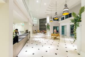 thumbnail: Reception