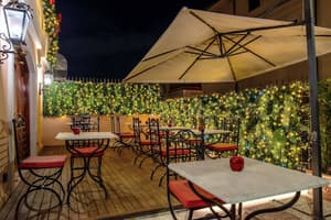thumbnail: Terrace/patio