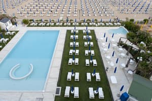 thumbnail: Outdoor pool