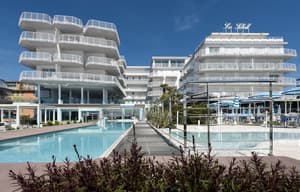 thumbnail: Outdoor pool
