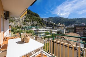 thumbnail: Balcony view