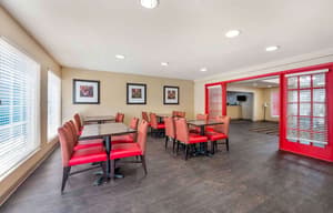 thumbnail: Breakfast area
