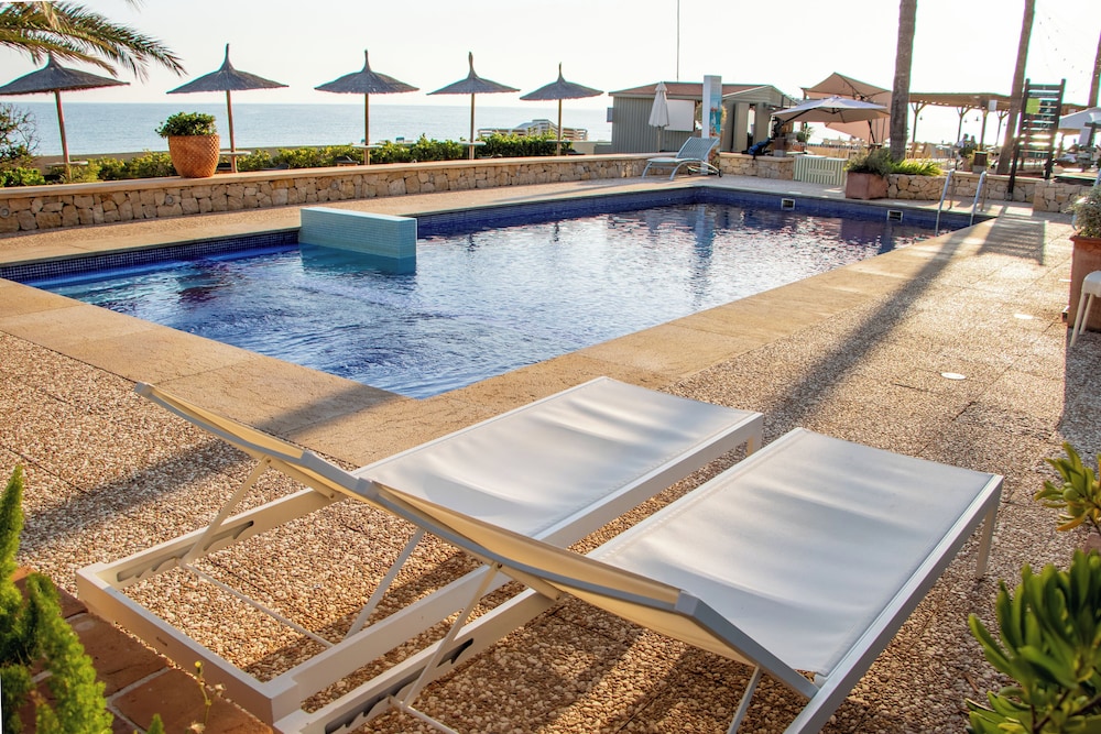 Swimming pool-spa