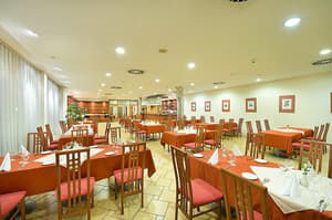 thumbnail: Restaurant