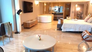 thumbnail: Room