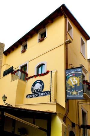 thumbnail: Exterior