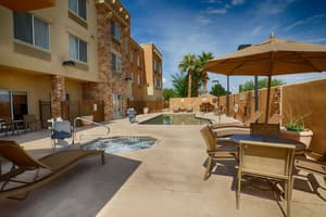 thumbnail: Outdoor pool