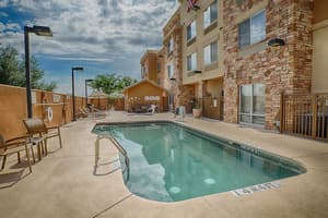 thumbnail: Outdoor pool