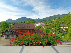 thumbnail: General view