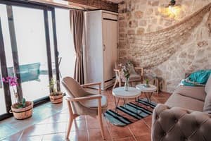 thumbnail: Living room
