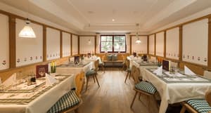 thumbnail: Restaurant