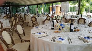 thumbnail: Banquet hall