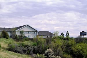 thumbnail: Exterior