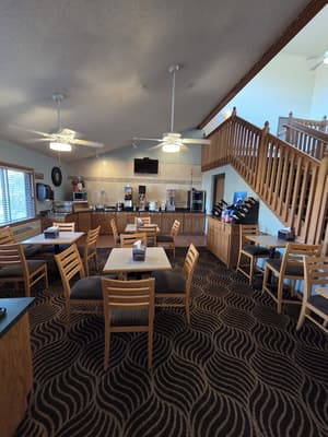thumbnail: Breakfast area