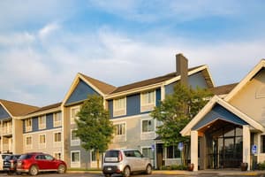 thumbnail: Exterior