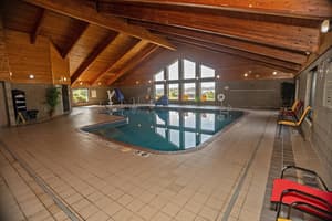 thumbnail: Pool