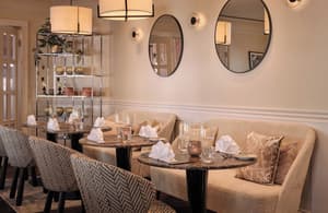 thumbnail: Restaurant