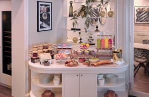 thumbnail: Breakfast buffet