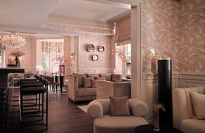 thumbnail: Bar (on property)