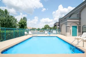 thumbnail: Pool