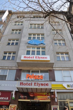 thumbnail: Exterior