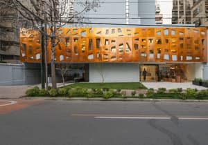 thumbnail: Exterior detail