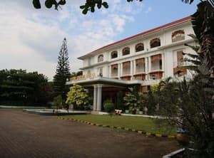 thumbnail: General view