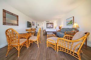 thumbnail: Living area
